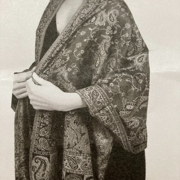 Vintage Pashmina Jacquard Paisley Long Scarf/Shawl Wrap with Tassels - Picture 5 of 9